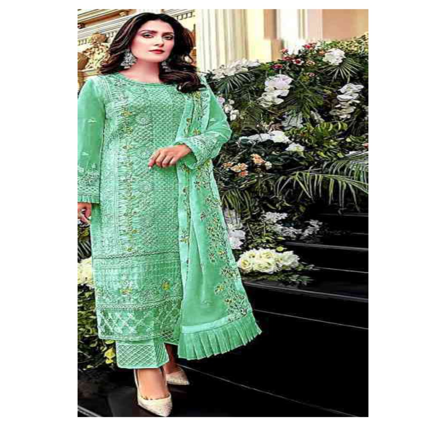 গর্জিয়াস ডিজাইন সফট ইন্ডিয়ান আনস্টিচড জর্জেট থ্রি পিস